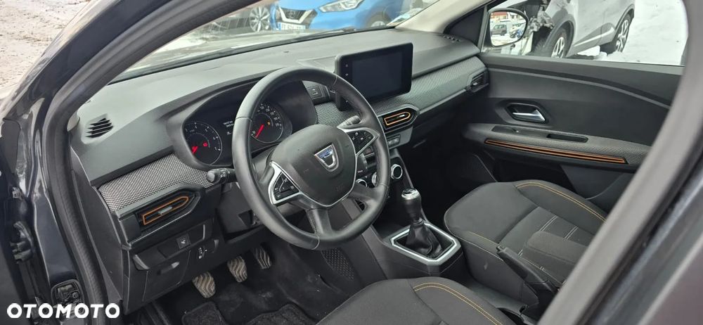 Dacia Sandero TCe 90 Comfort - 23