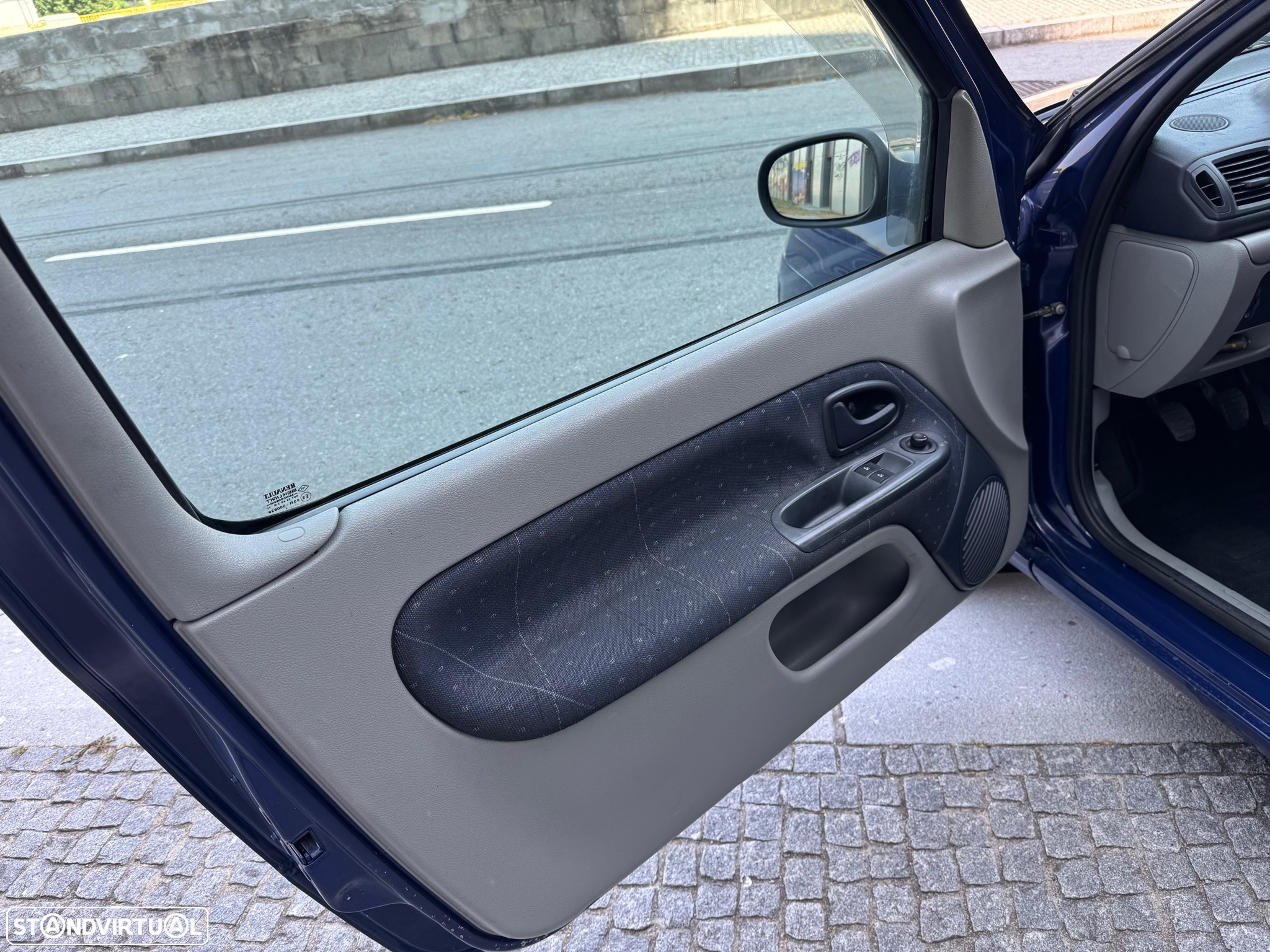 Renault Clio 1.2 16V Dynamique - 8
