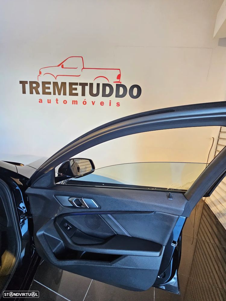 BMW 118 i Line Sport Auto - 33