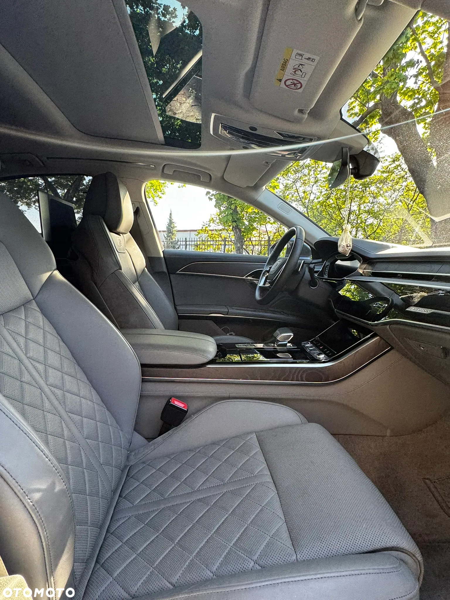 Audi A8 - 19
