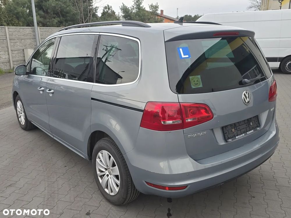 Volkswagen Sharan 2.0 TDI BlueMotion Technology Comfortline - 4