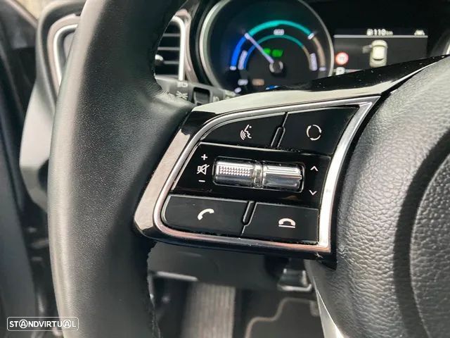 Kia XCeed 1.6 GDi PHEV Drive - 16