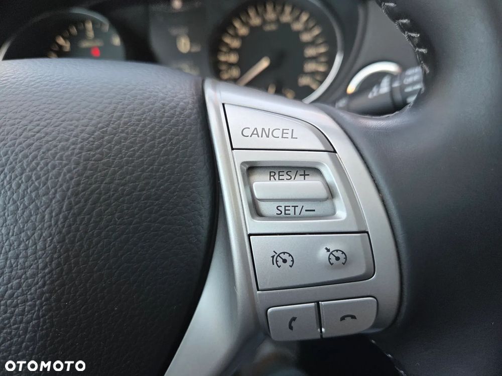Nissan Qashqai 1.5 dCi DPF 360 - 34