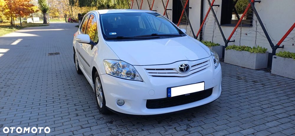Toyota Auris - 4