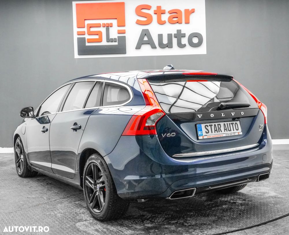 Volvo V60 D5 Summum - 4