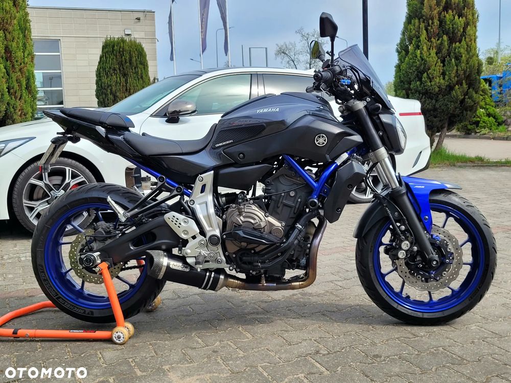 Yamaha MT - 22
