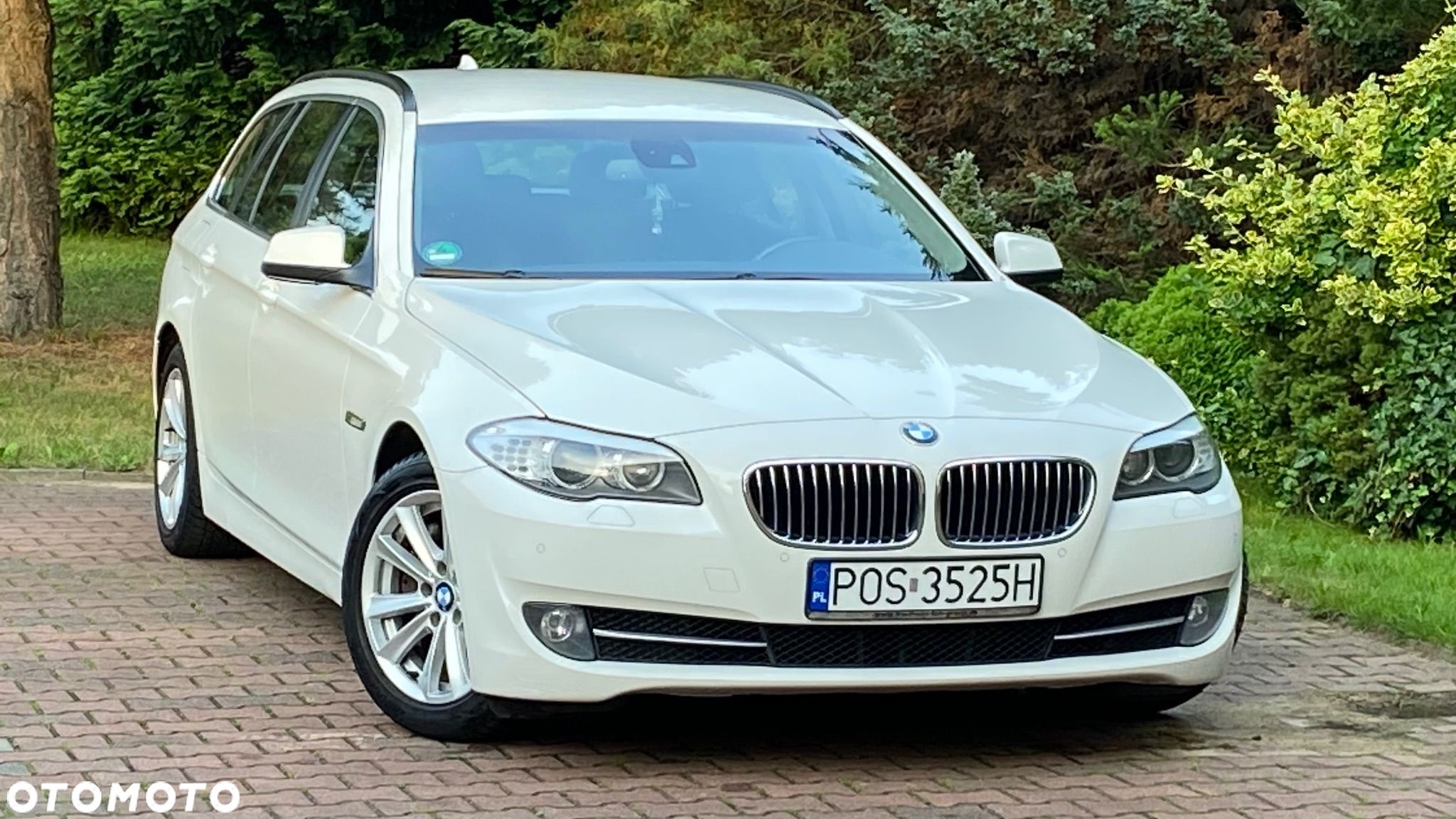 BMW Seria 5 525d Touring Luxury Line - 1
