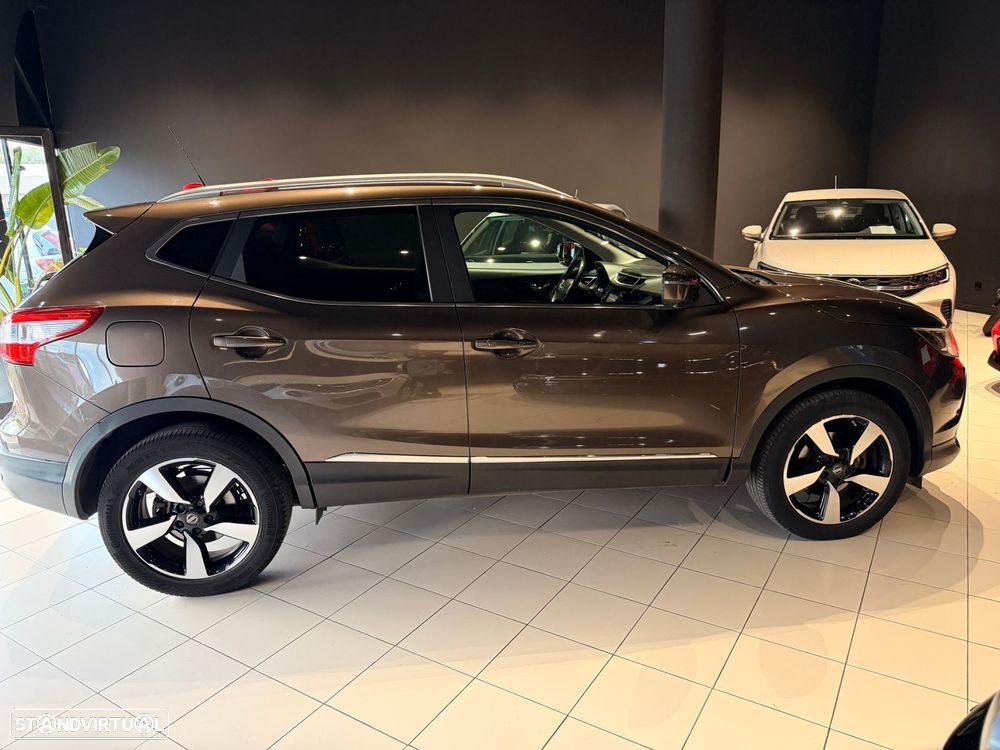 Nissan Qashqai 1.2 DIG-T 360 Xtronic - 4