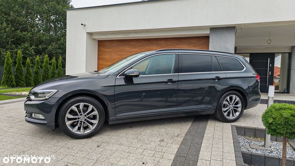 Volkswagen Passat Variant 2.0 TDI DSG (BlueMotion Technology) Highline - 35