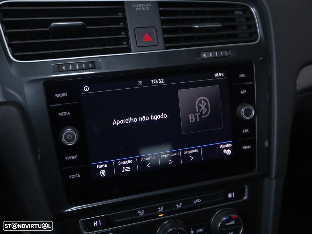 VW Golf Variant 1.6 TDi Confortline - 23