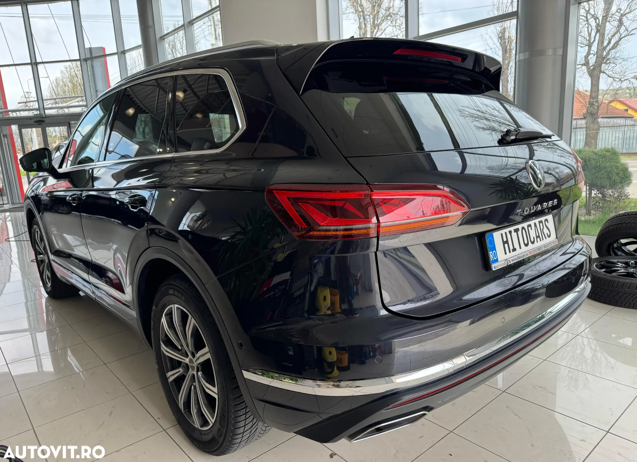 Volkswagen Touareg - 6