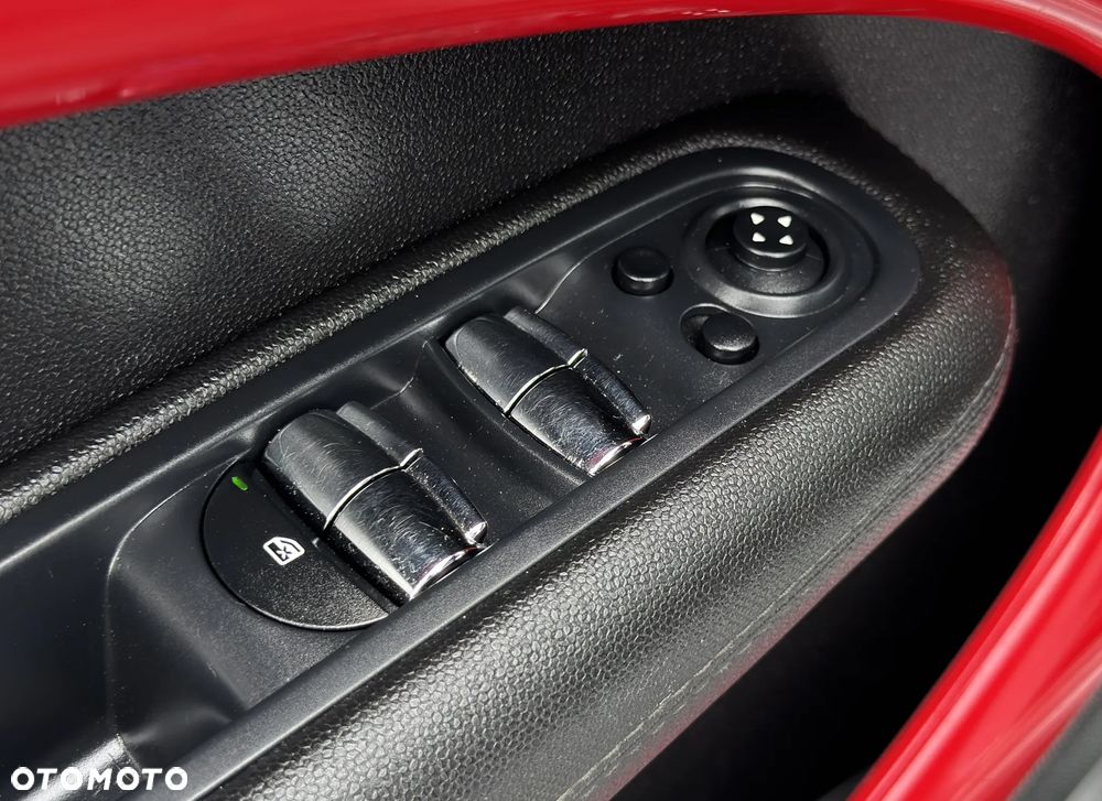 MINI John Cooper Works - 19