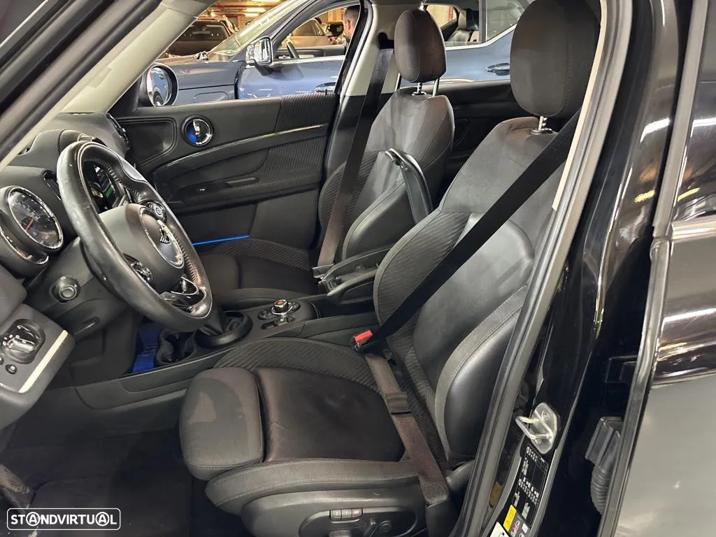 MINI Countryman Cooper SE ALL4 Auto - 7