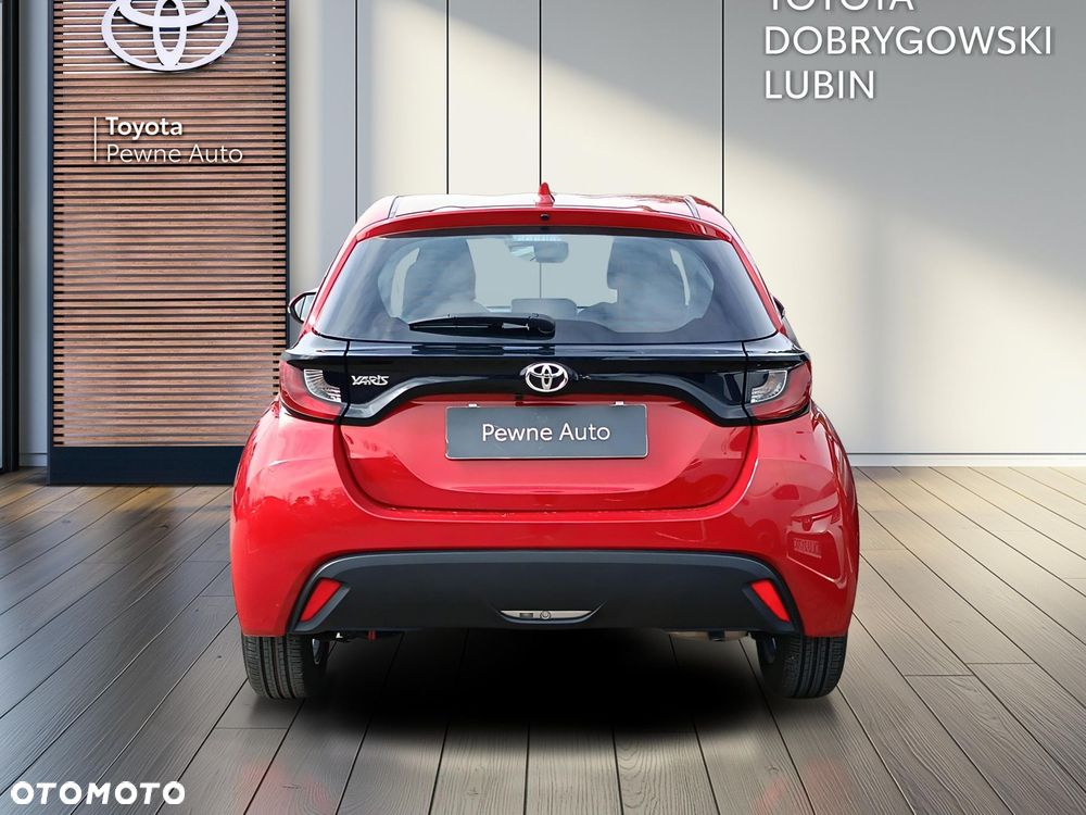 Toyota Yaris - 4