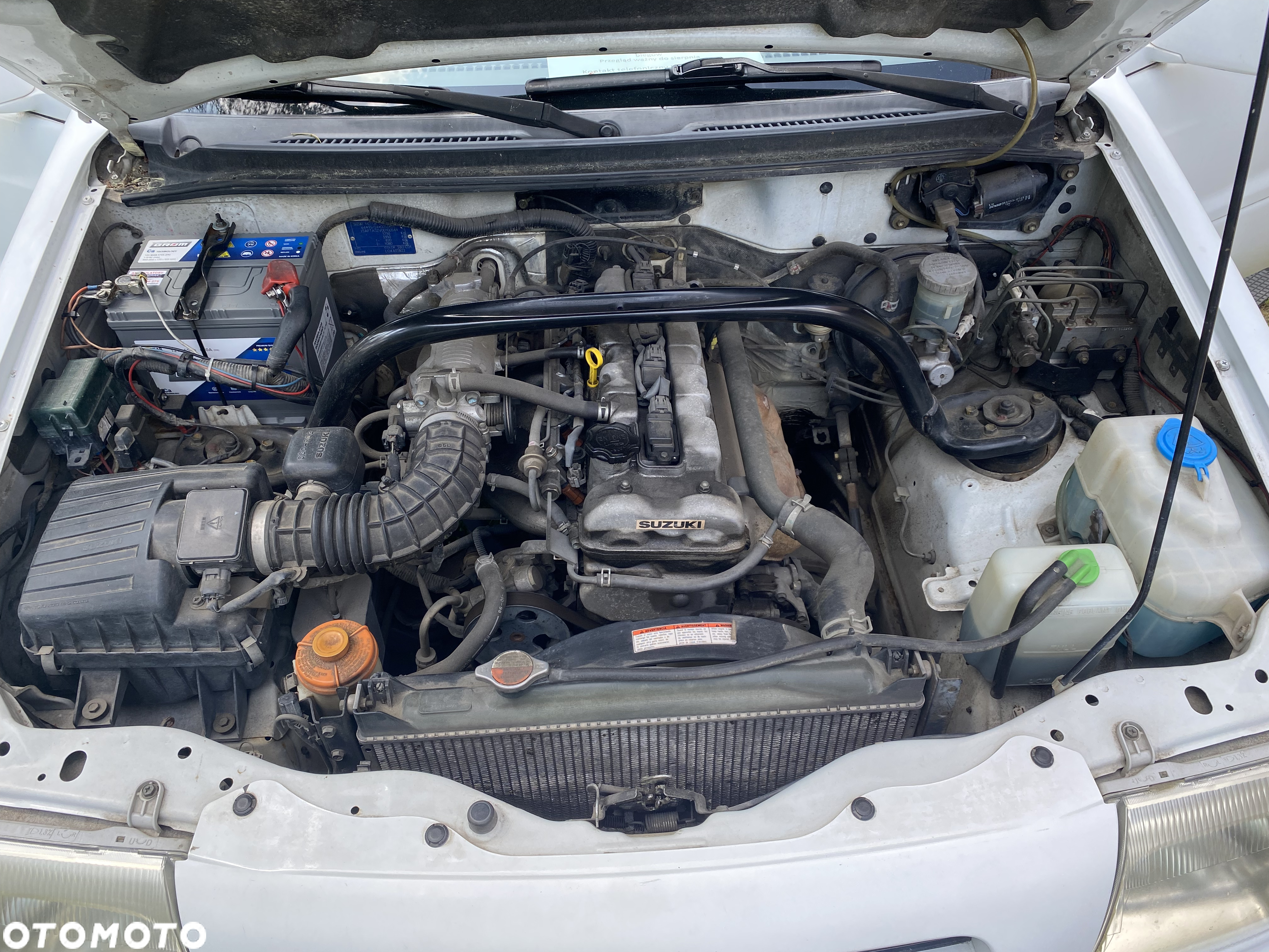 Suzuki Grand Vitara 2.0 - 8