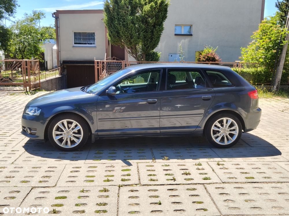 Audi A3 Sportback - 6
