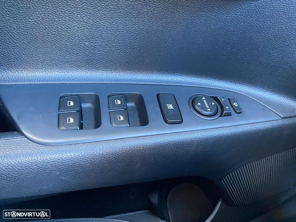 Kia Stonic 1.0 T-GDI Drive - 8