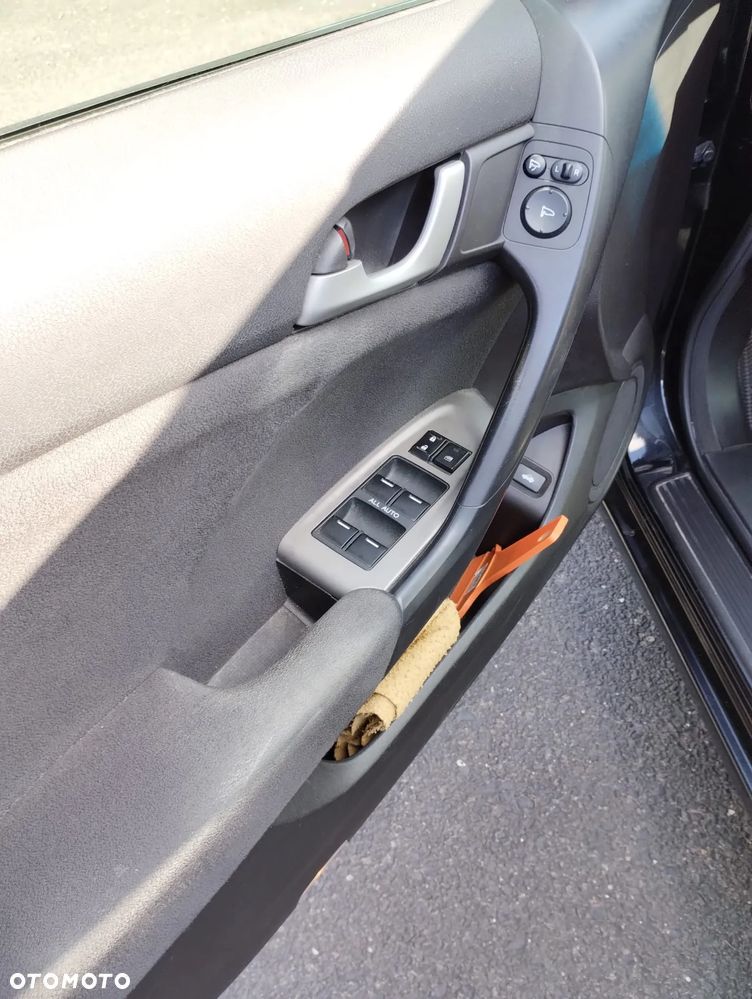 Honda Accord 2.0 Elegance - 20