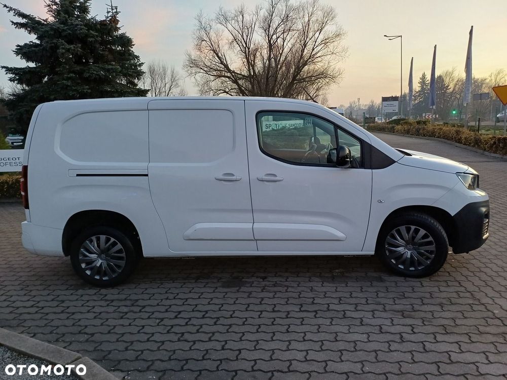 Peugeot Partner - 8