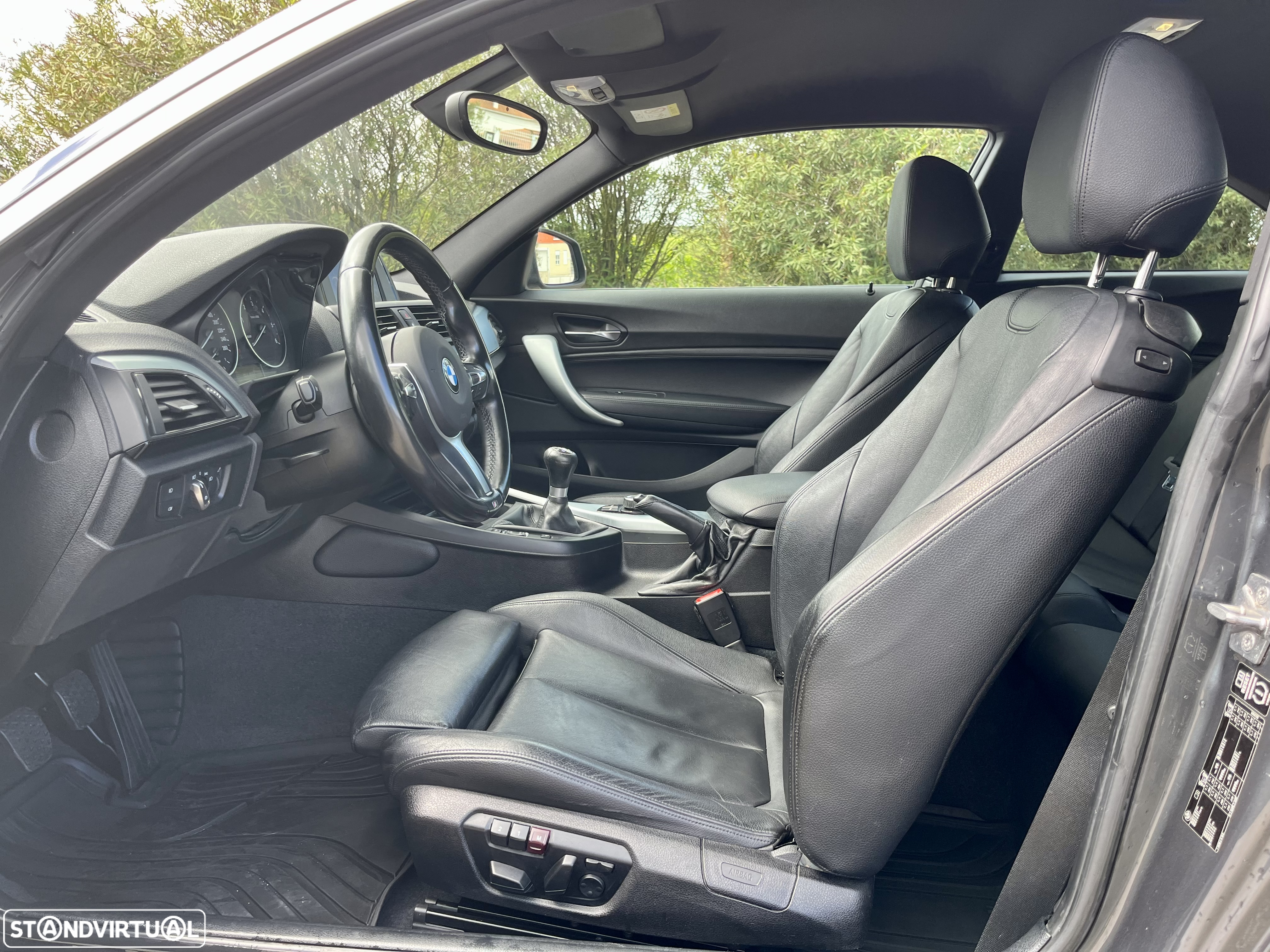 BMW 220 d Coupe Pack M - 16