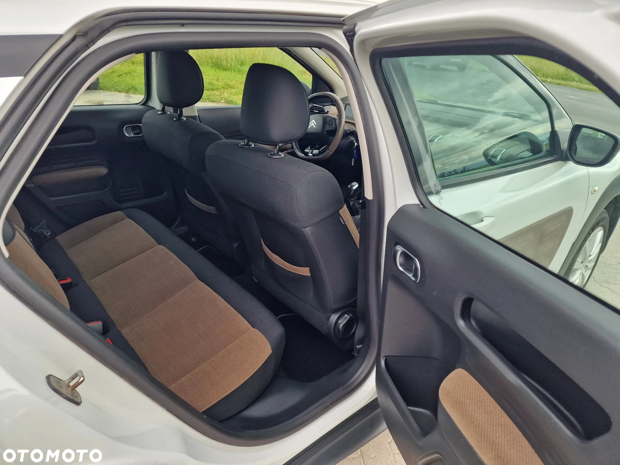 Citroën C4 Cactus 1.2 PureTech Shine Edition - 22