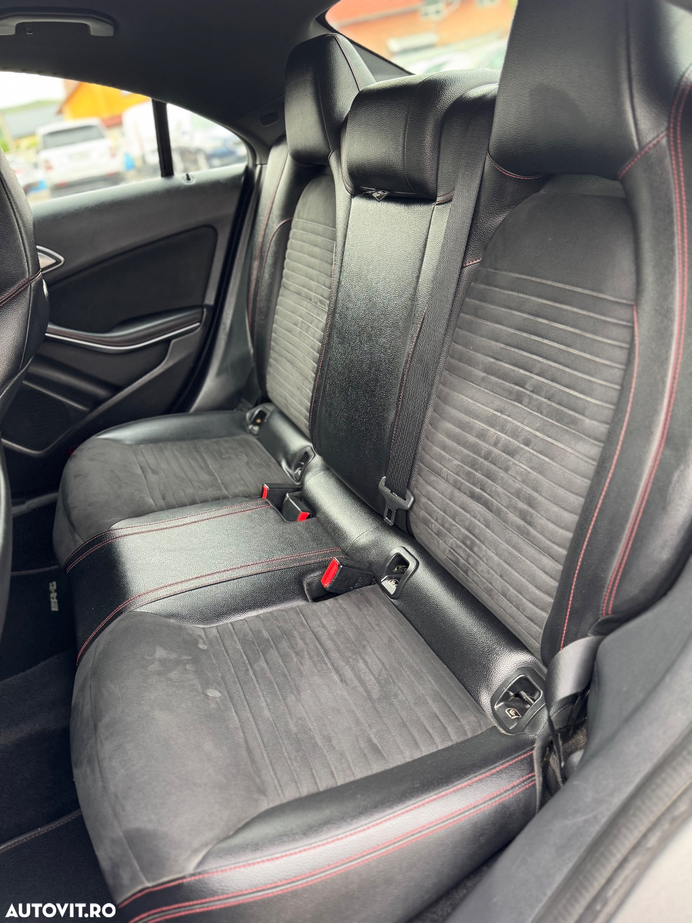 Mercedes-Benz CLA - 5
