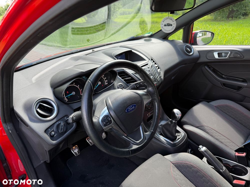 Ford Fiesta 1.0 EcoBoost STart-Stop ST-LINE - 14
