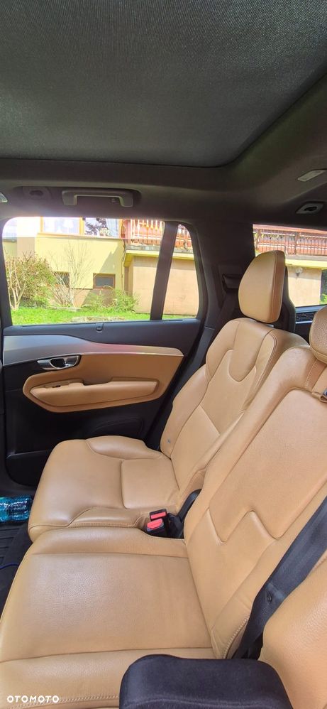 Volvo XC 90 D5 AWD Geartronic Momentum - 6