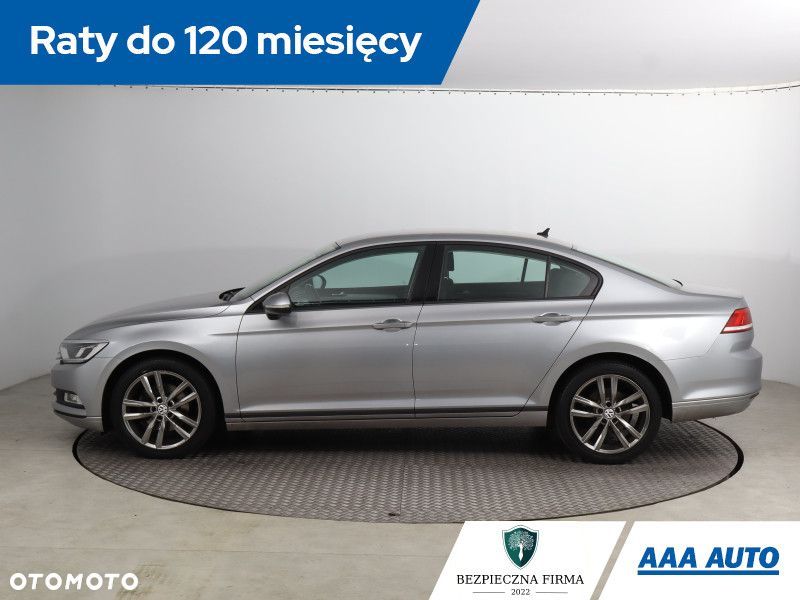 Volkswagen Passat - 3