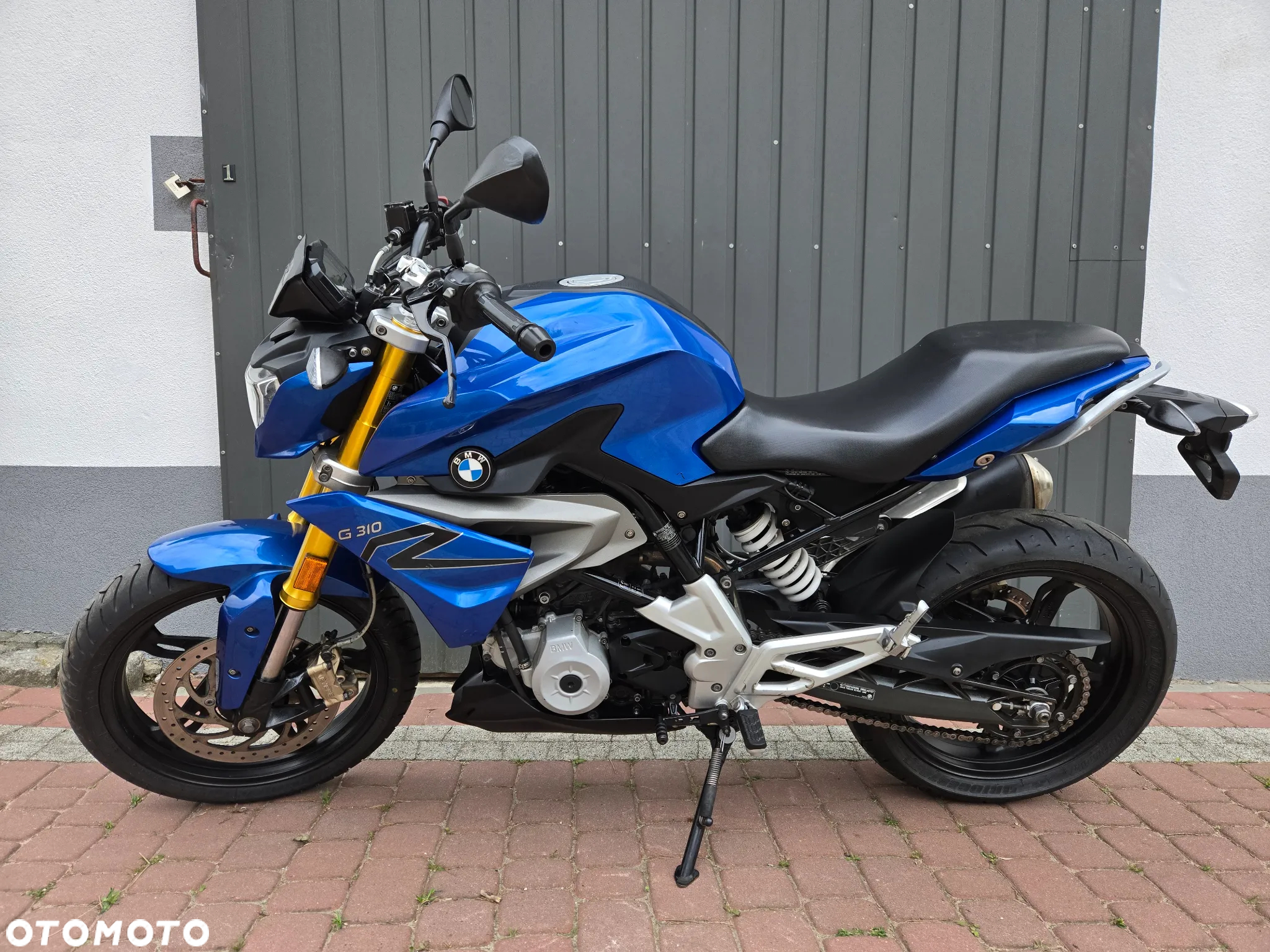 BMW G - 10