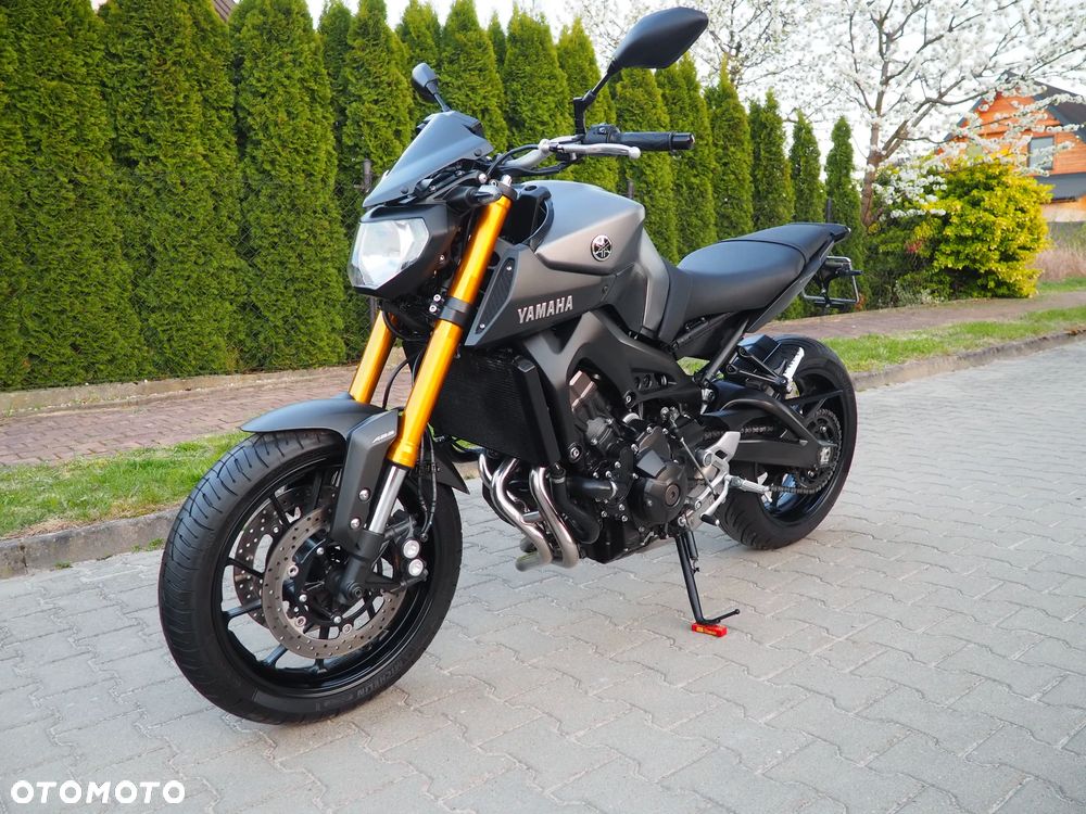 Yamaha MT - 30