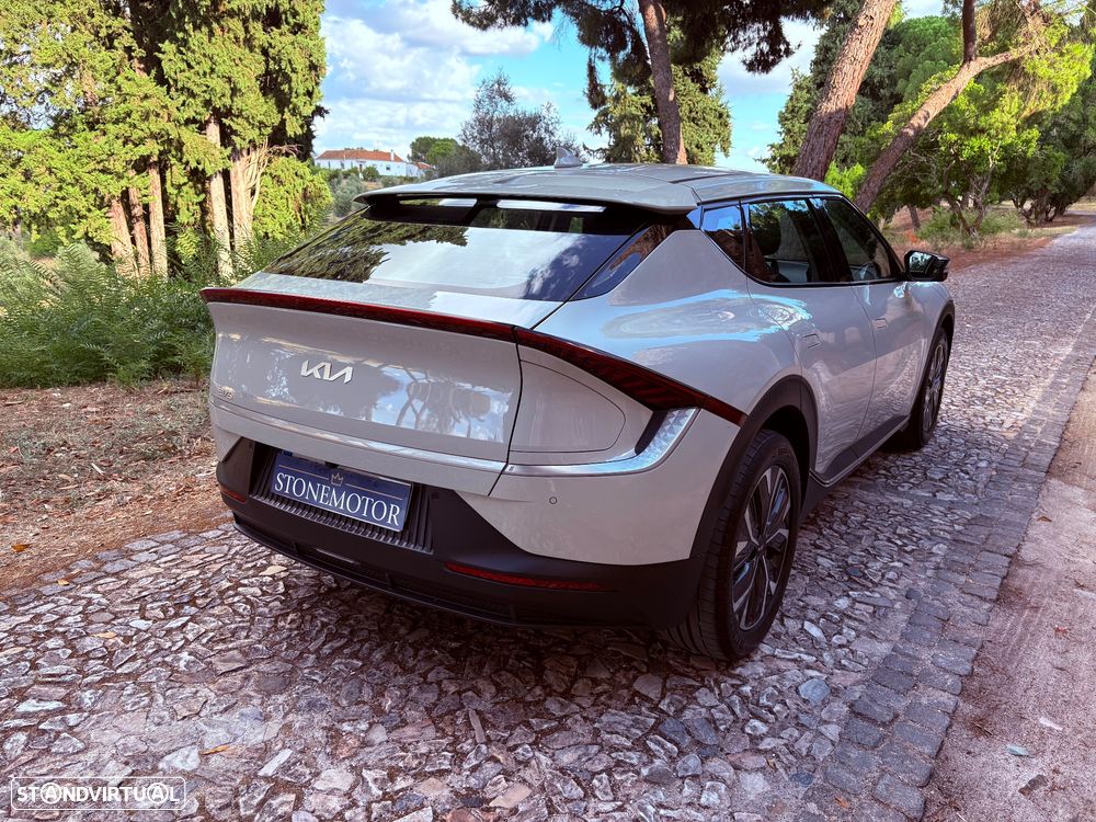 Kia EV6 77.4 kWh Earth - 6