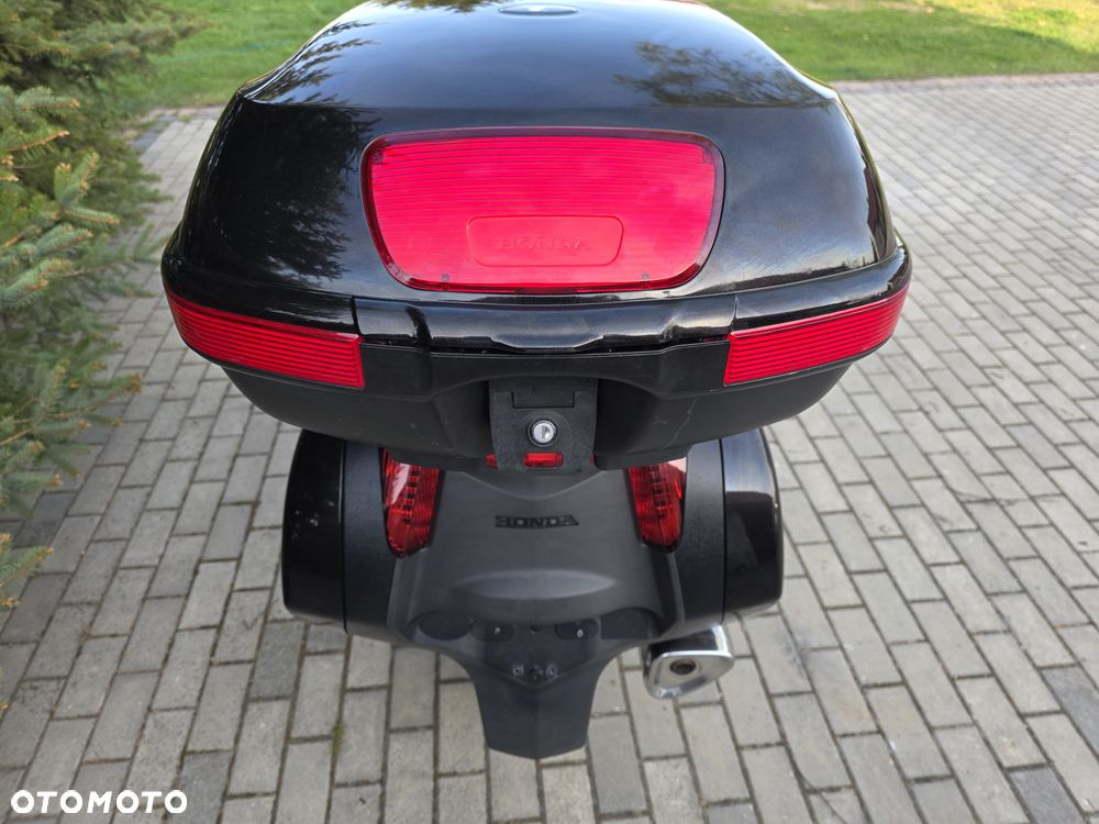 Honda Deauville - 32