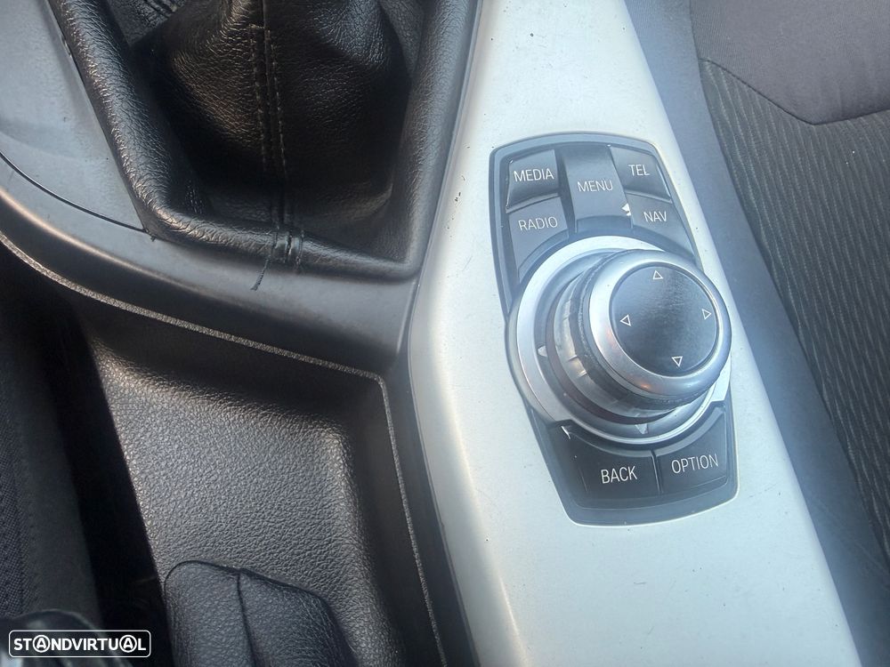BMW 116 d EfficientDynamics Edition Urban Line - 21