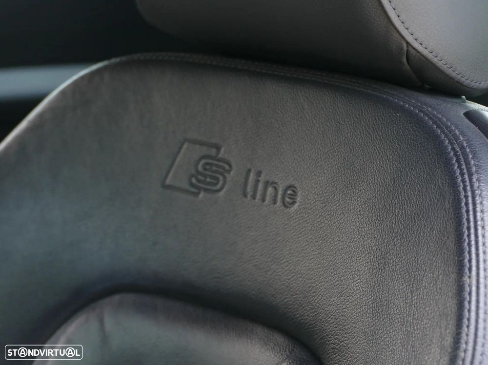 Audi A5 Cabrio 2.0 TDi S-line - 27