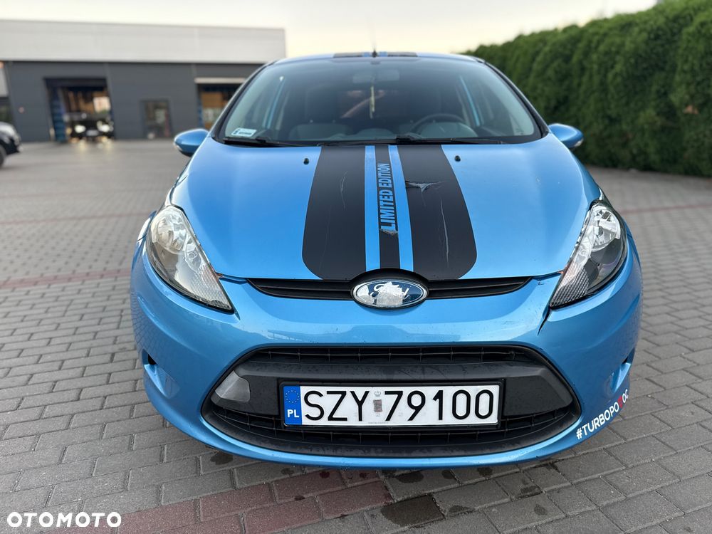 Ford Fiesta 1.25 Ambiente - 2