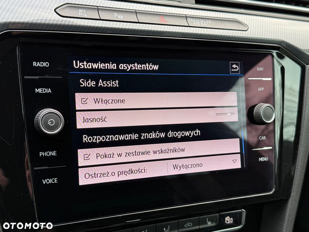 Volkswagen Arteon 2.0 TDI 4Motion SCR R-Line DSG - 32