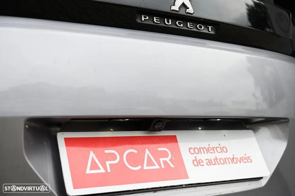 Peugeot 5008 1.5 BlueHDi Allure EAT8 - 18