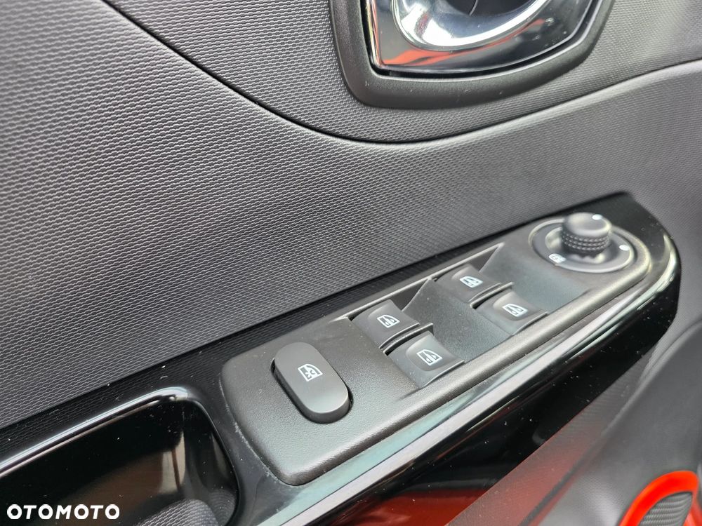 Renault Captur - 20