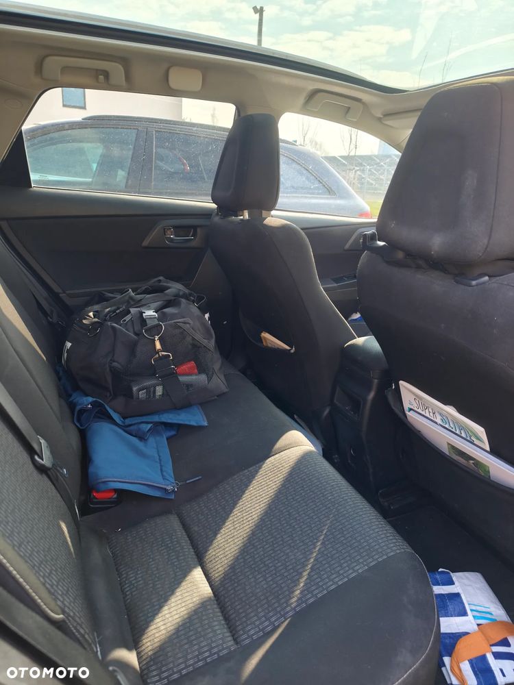 Toyota Auris - 10