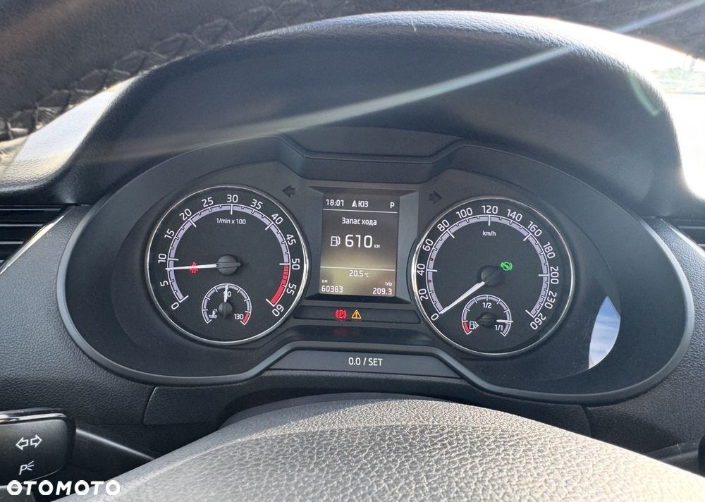 Skoda Octavia 2.0 TDI Ambition DSG - 7