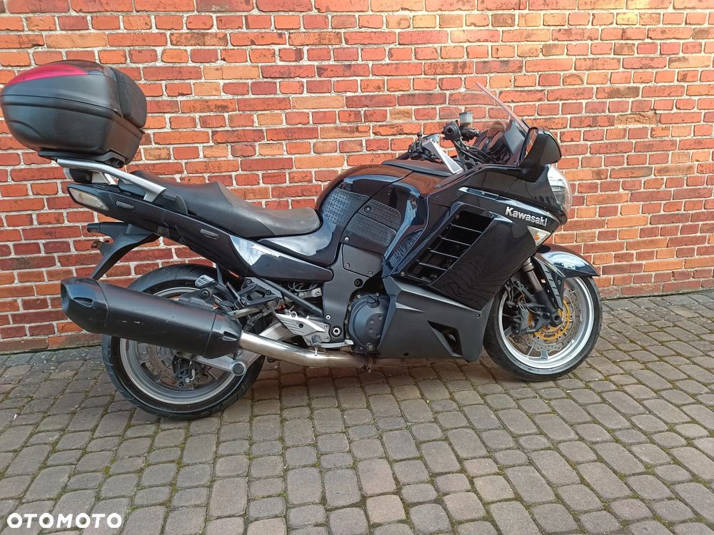 Kawasaki GTR - 11