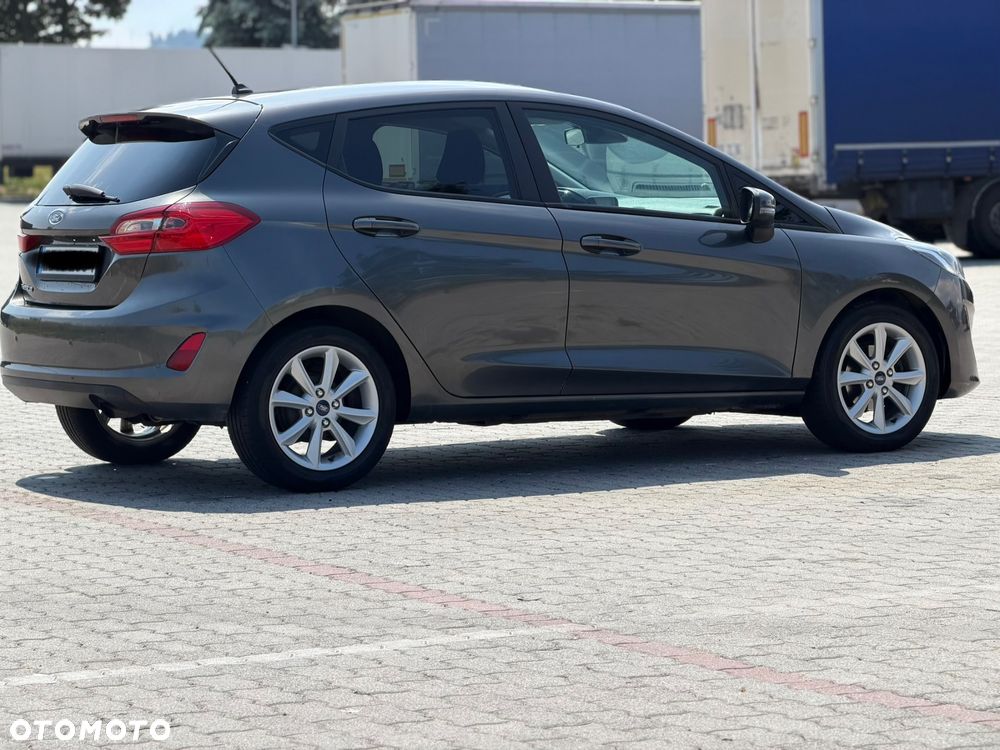 Ford Fiesta - 10