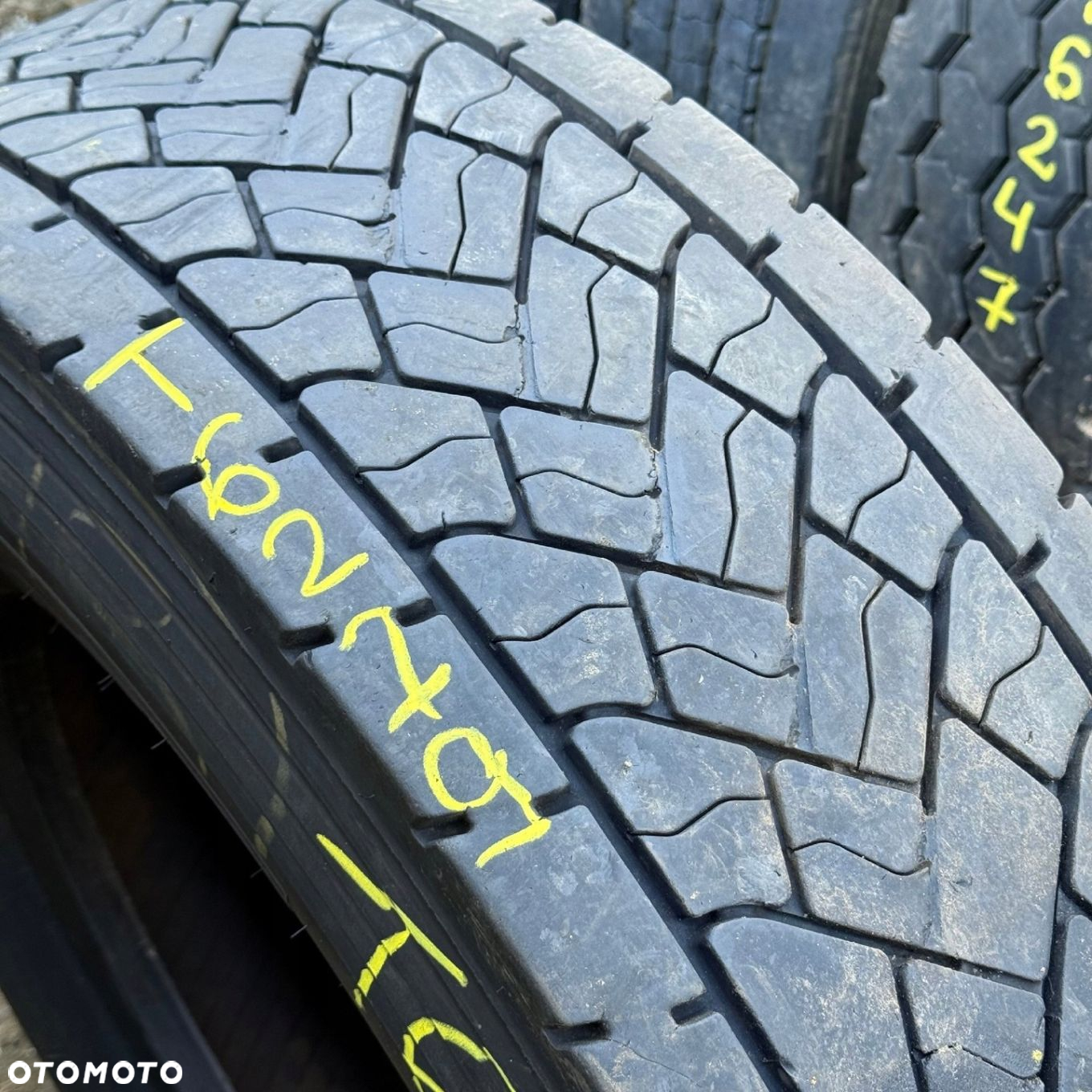 295/80R22.5 DUNLOP SP446 10-12mm NAPĘD CIĘŻAROWA NAPĘDOWA TYŁ T6279 - 2