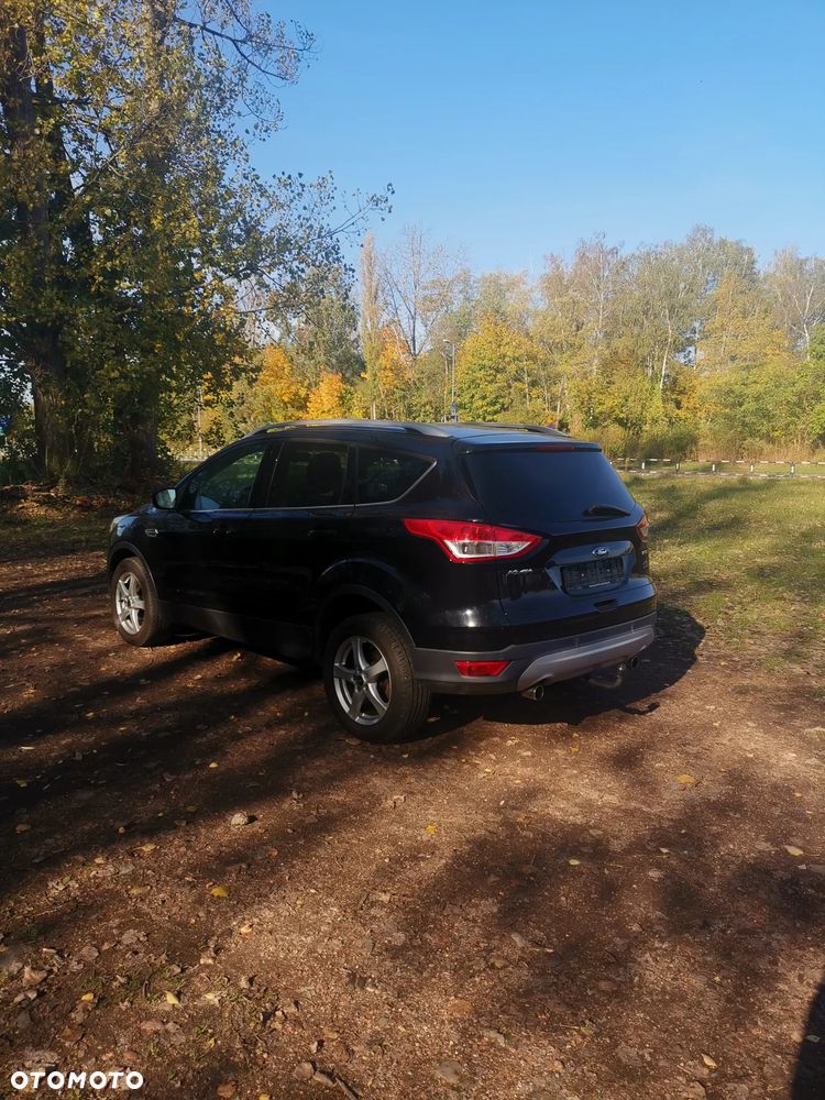 Ford Kuga - 23