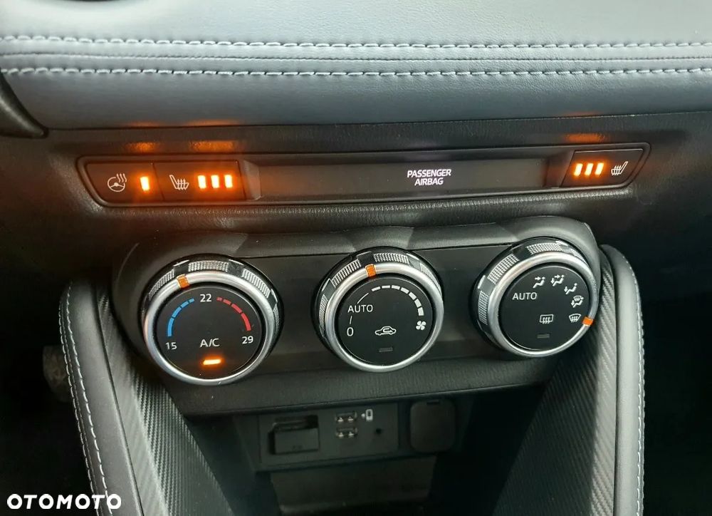 Mazda 2 SKYACTIV-G 90 KIZOKU INTENSE - 9