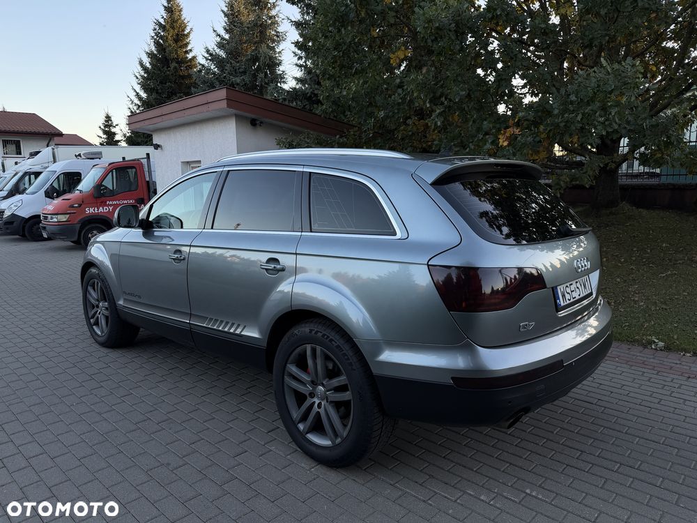Audi Q7 - 6