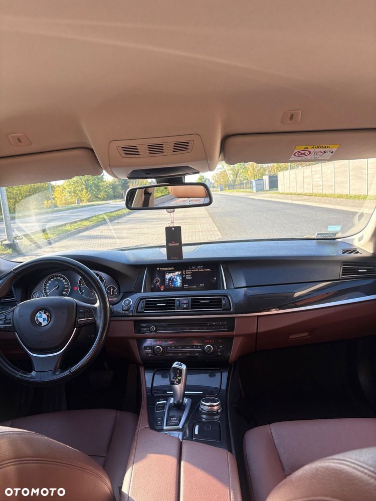 BMW Seria 5 520d xDrive - 20
