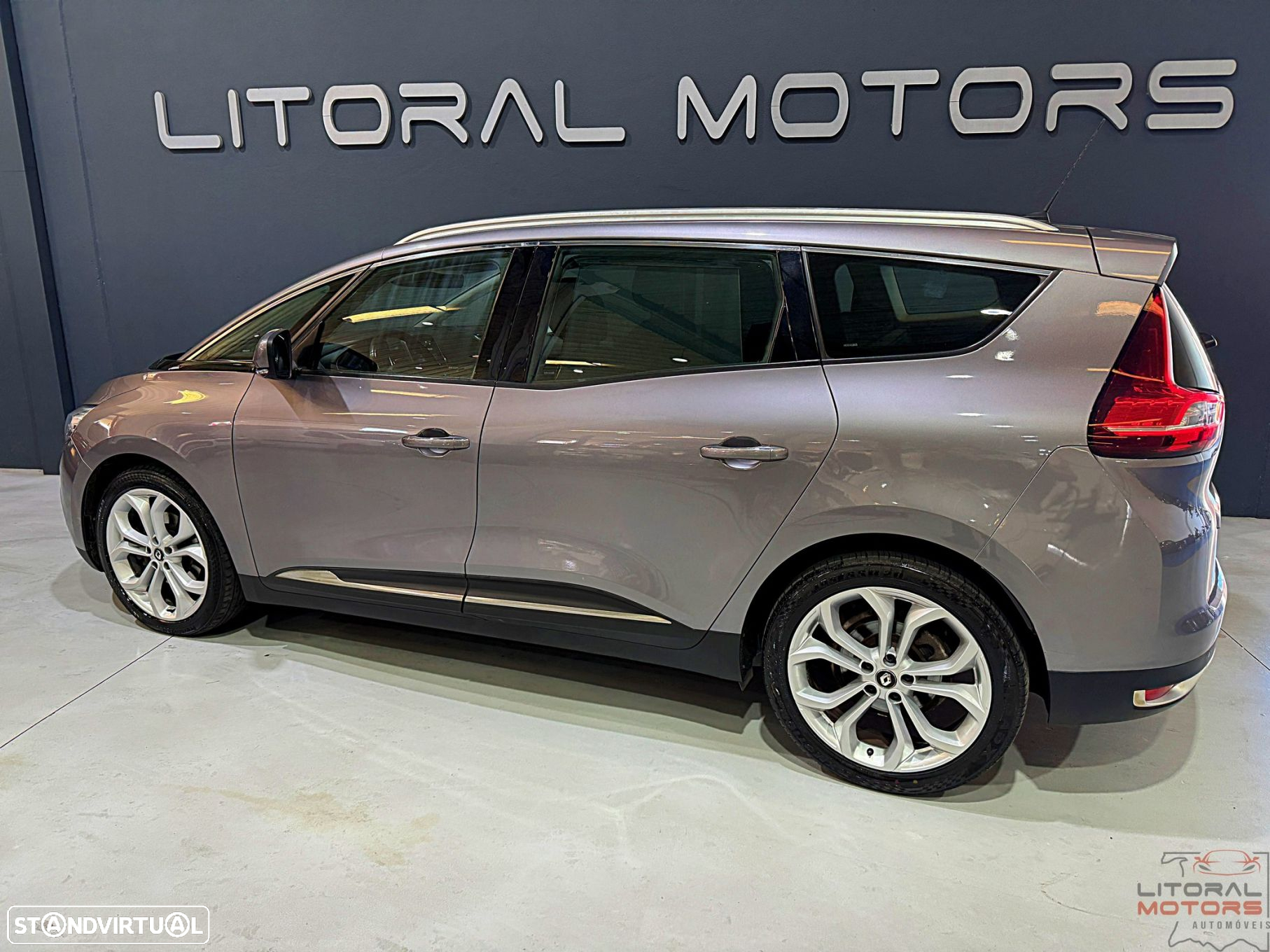Renault Grand Scénic 1.5 dCi Luxe EDC SS - 7