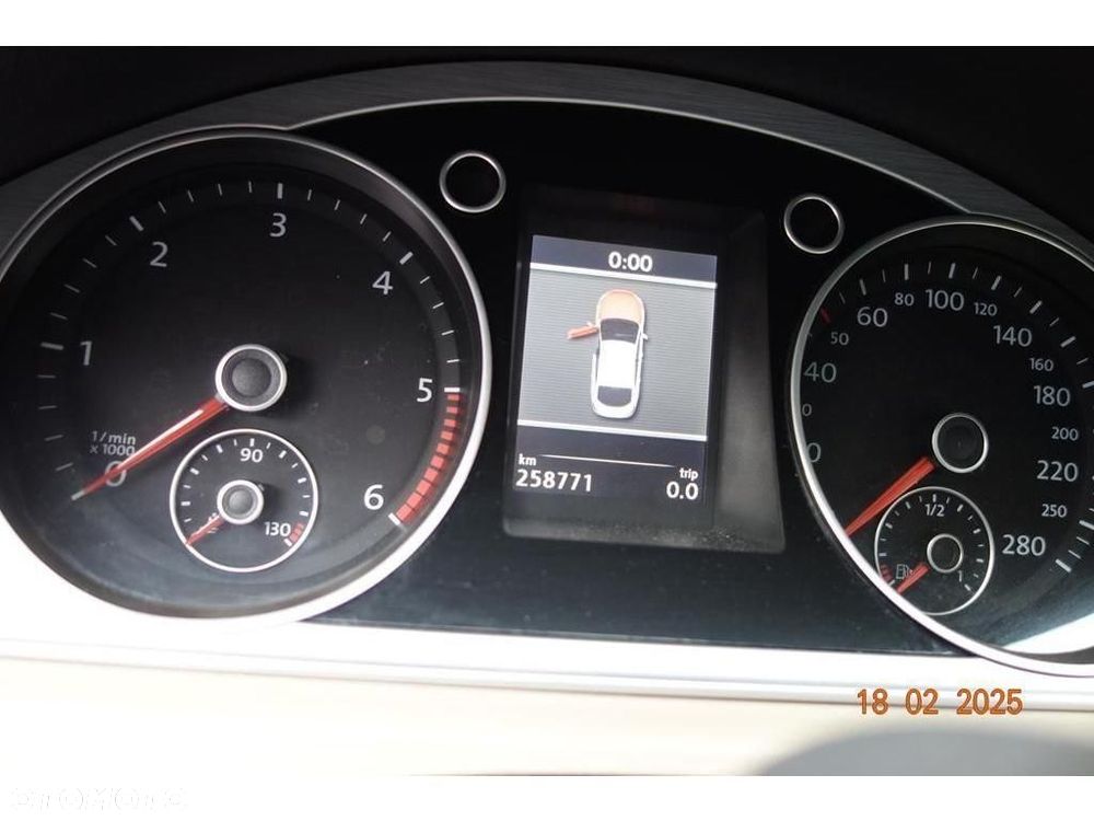 Volkswagen Passat CC - 7
